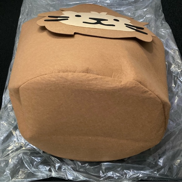 Lion storage - Picture 10 of 10